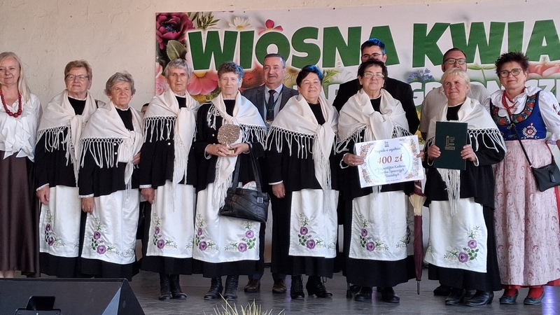 Wyróżnienie w Wojewódzkim Konkursie Zespołów Śpiewaczych i Biesiadnych w Łosiowie 2026 - Ligockie Wrzosy
